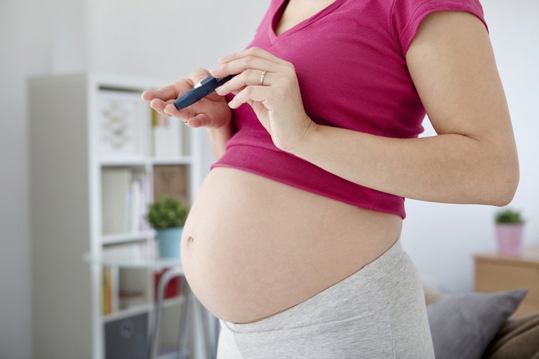 Pregnant With Type 2 Diabetes?  Follow These Simple Precautions!