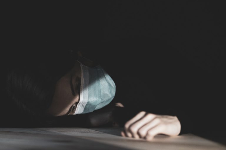 sleep is important for nurse - featured image
